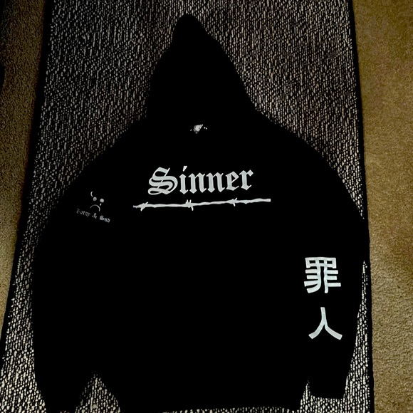 Sinner hoodie barely worn in good condition - Picture 1 of 1